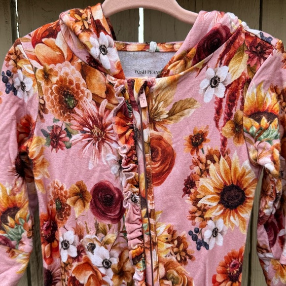 Posh Peanut Brigitta Hooded Romper - Picture 2 of 6